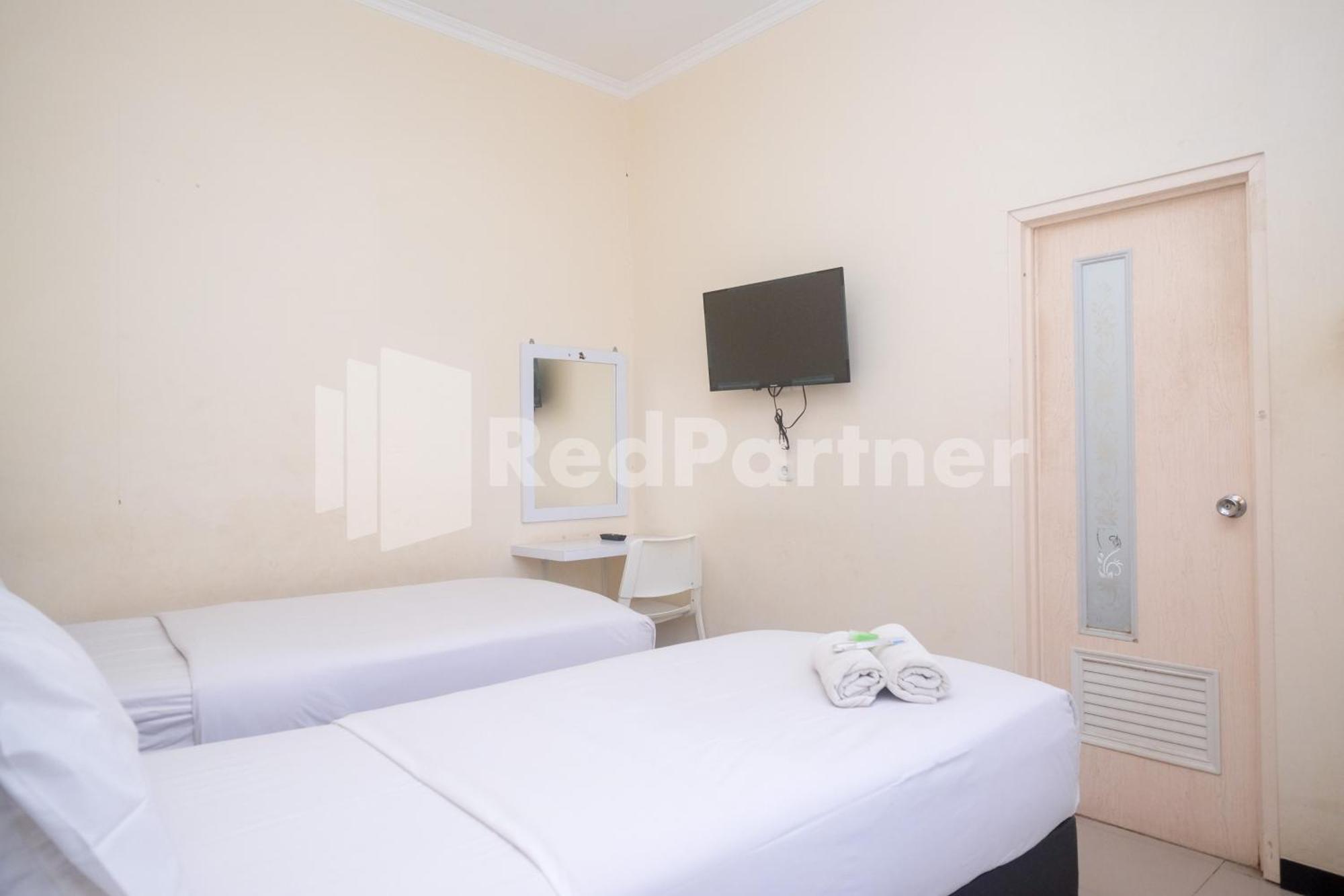Hotel Griya Loka 2 Syariah Near Simpang Lima Mitra Reddoorz Semarang Exterior foto