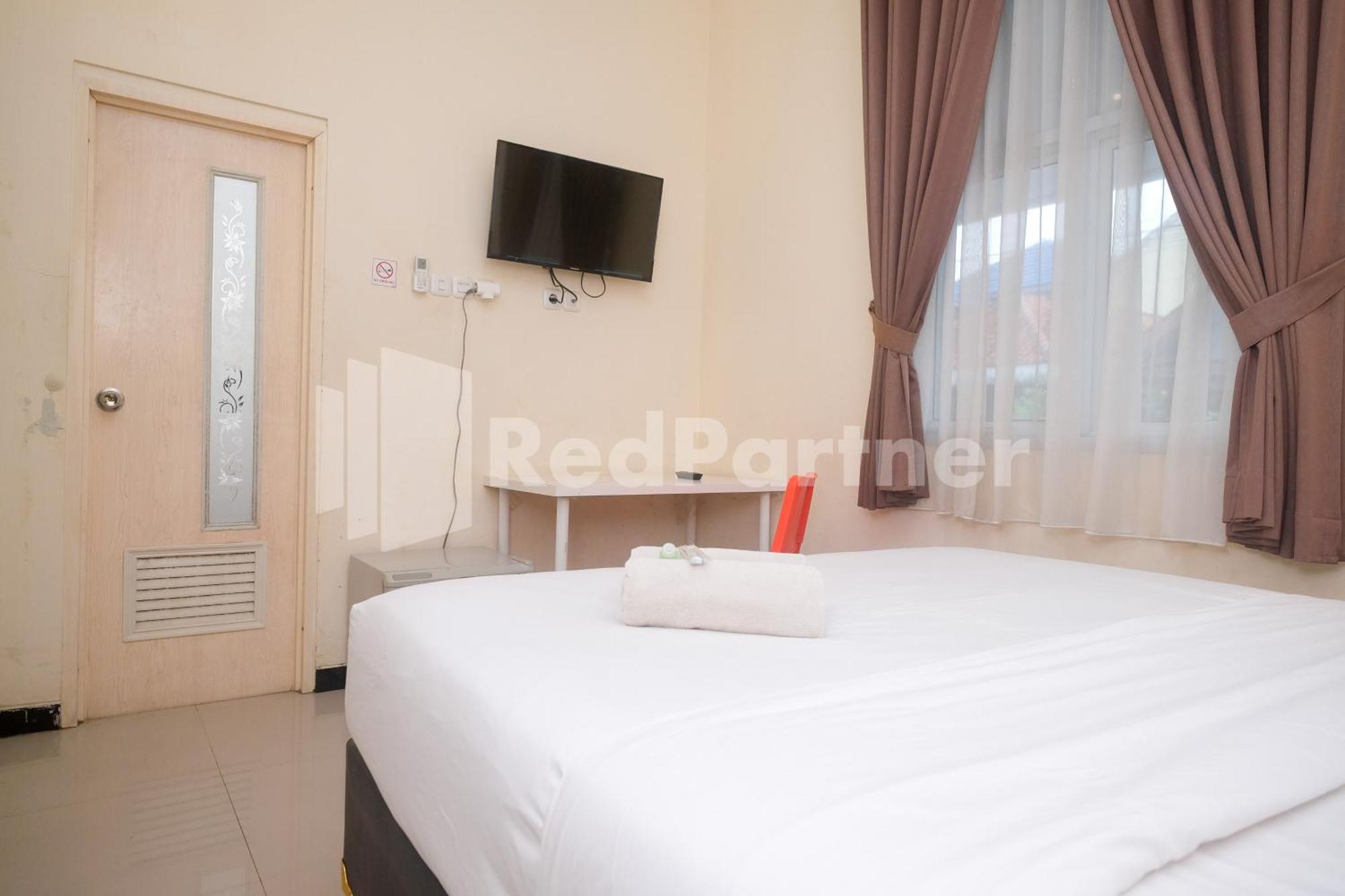 Hotel Griya Loka 2 Syariah Near Simpang Lima Mitra Reddoorz Semarang Exterior foto